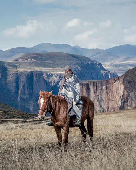 THOM PIERCE, RETHABILE MOTSAPI – TSENEKENG, LESOTHO 2/3<br />
C-TYPE PRINT